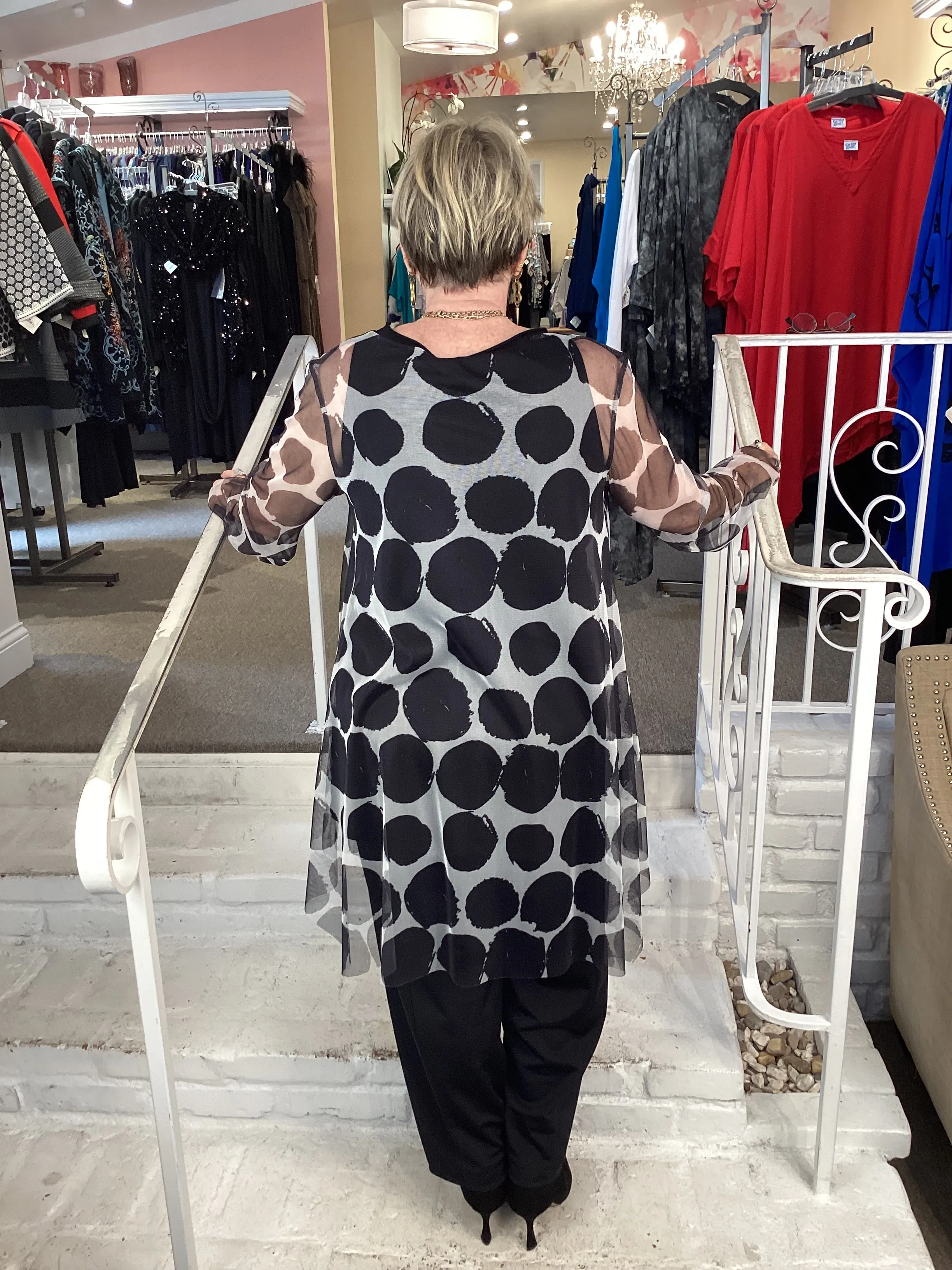 103 ECLIPSE MESH DOT BLACK & WHITE TUNIC