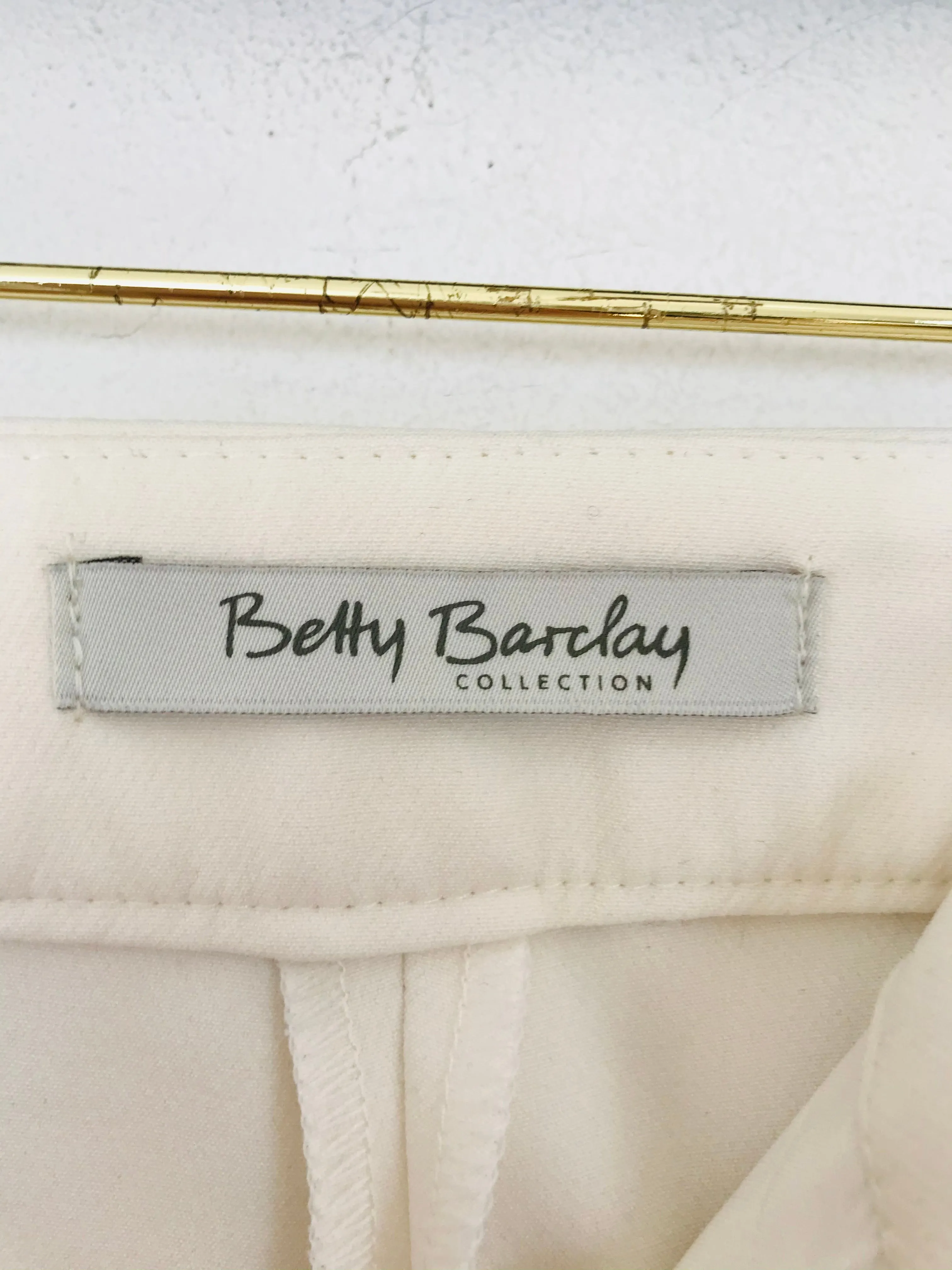 Betty Barclay Women's Smart Chinos Trousers | UK22 | White