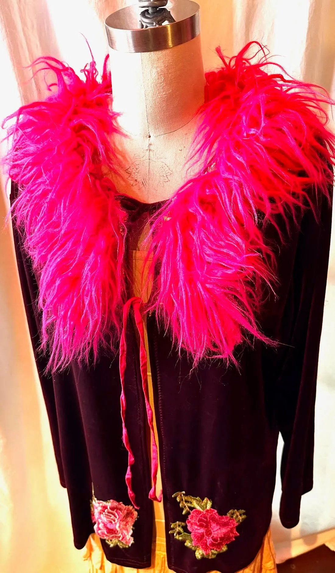 Burgundy Velvet Blouse w/ Pink Fake Fur Collar