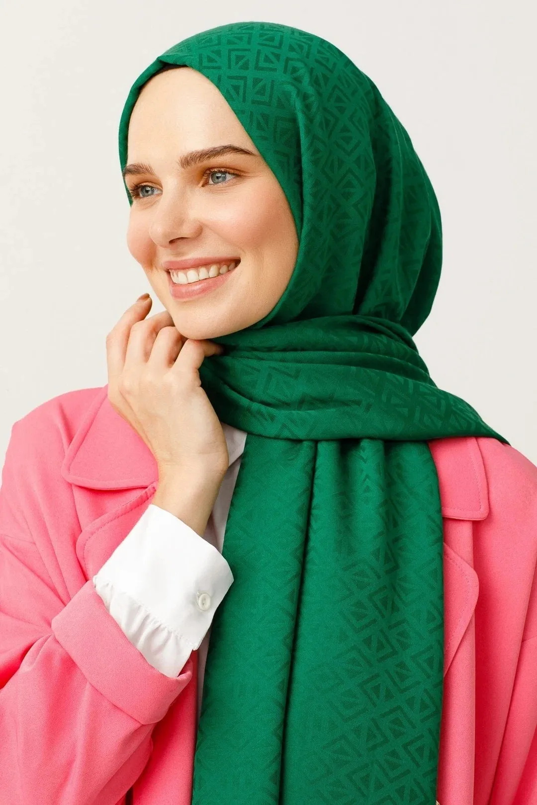 Dark Benetton Green Triangle Pattern Cotton Jacquard Hijab
