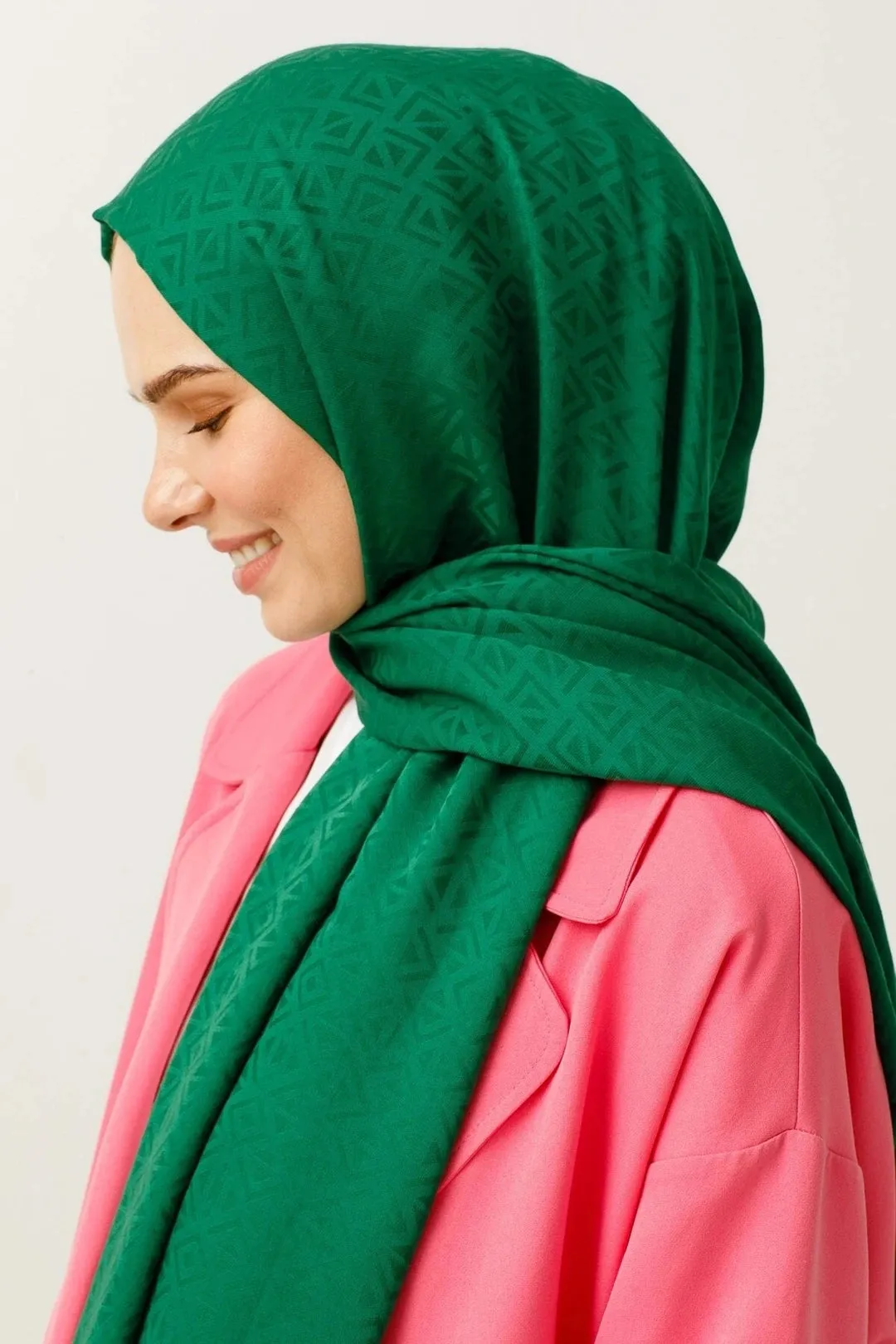 Dark Benetton Green Triangle Pattern Cotton Jacquard Hijab