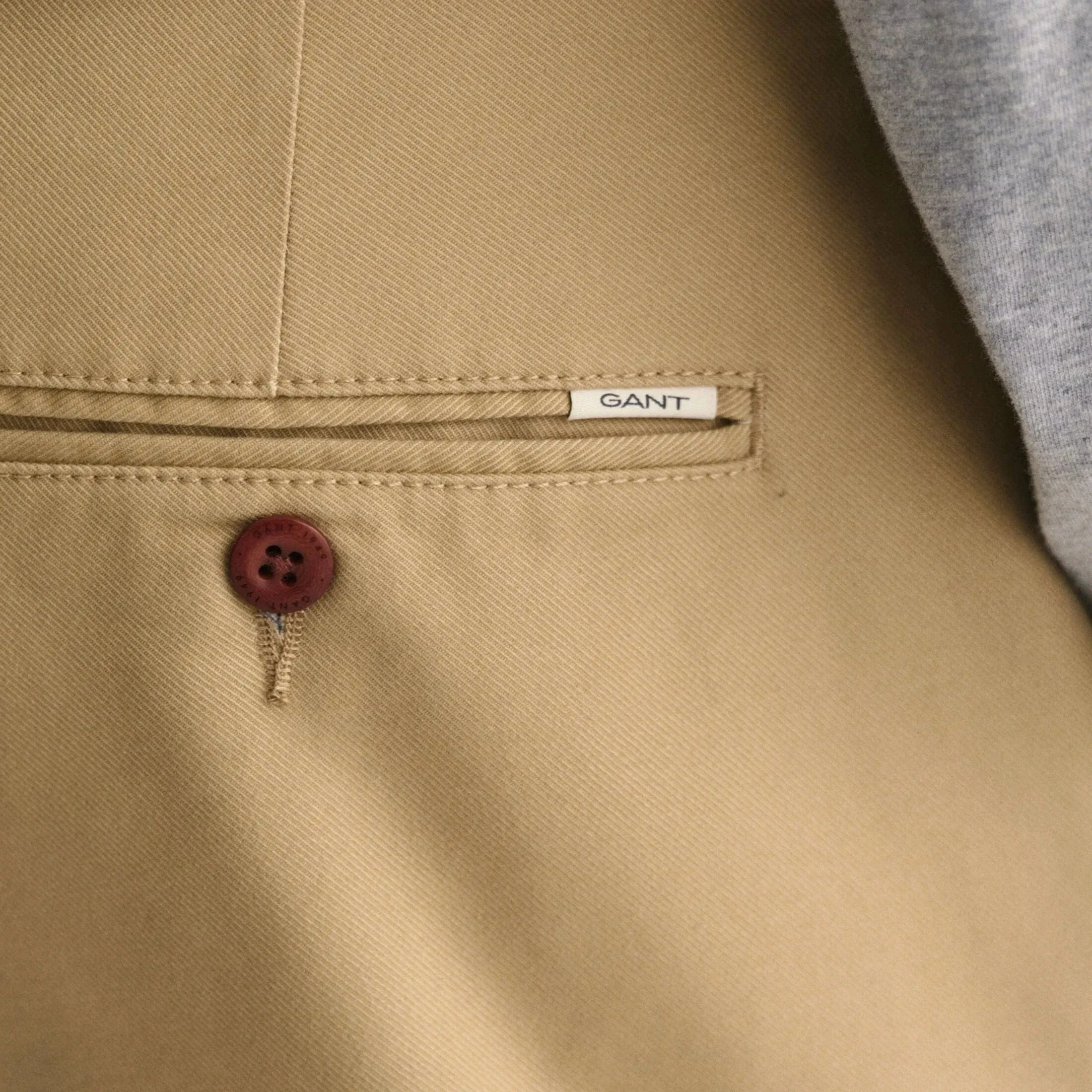 GANT Slim Fit Tech Prep™ Chinos In Dark Khaki