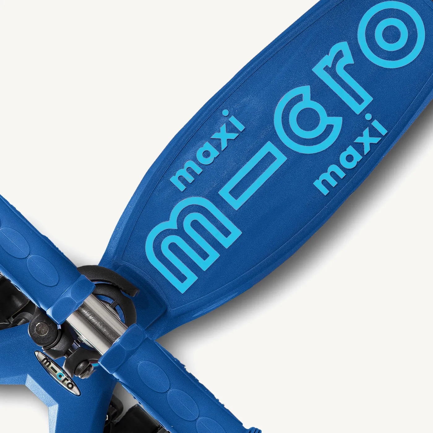 Micro Scooters Maxi Micro Scooter Deluxe LED - Blue