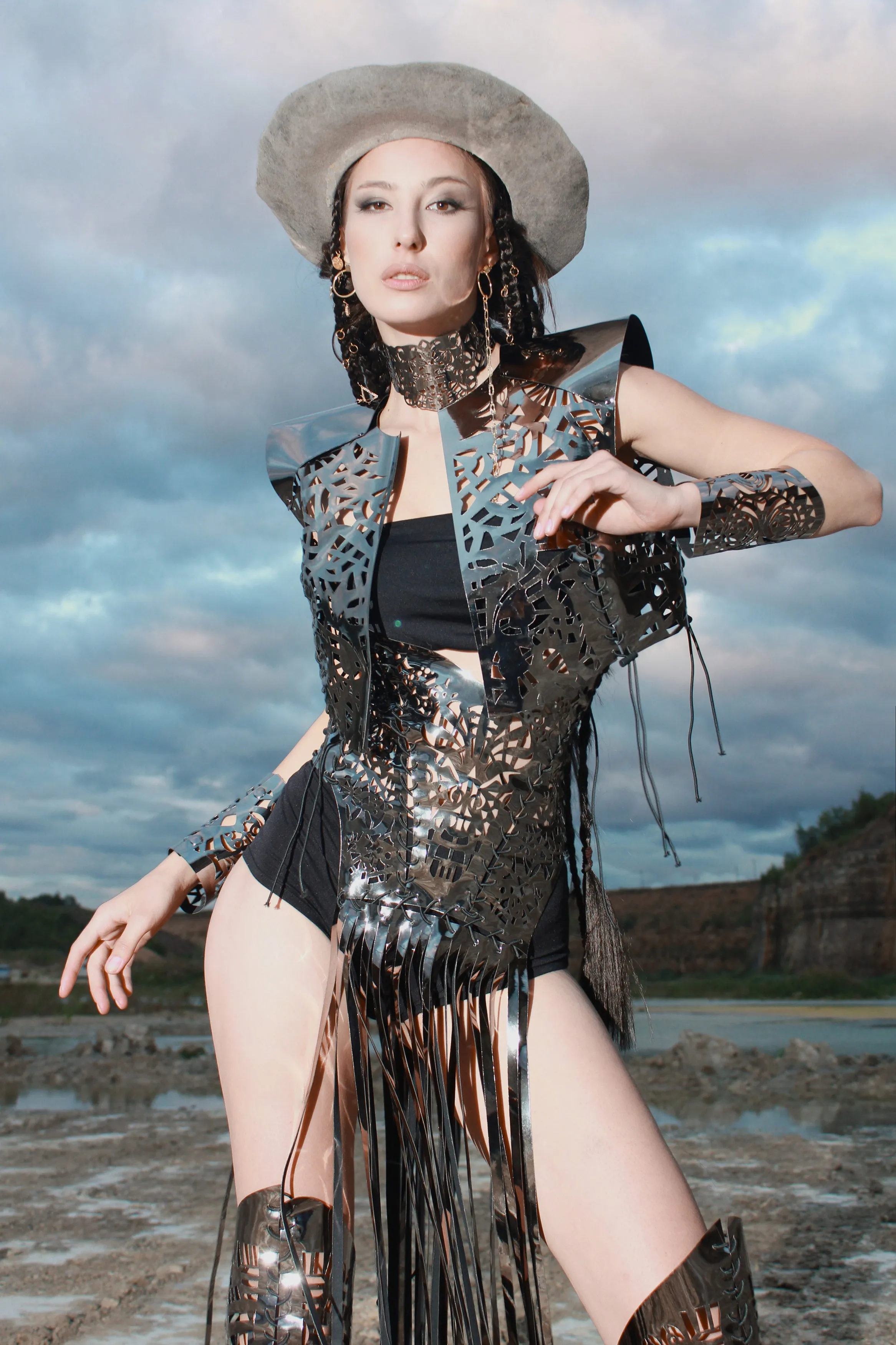 Mirror eco-leather vest