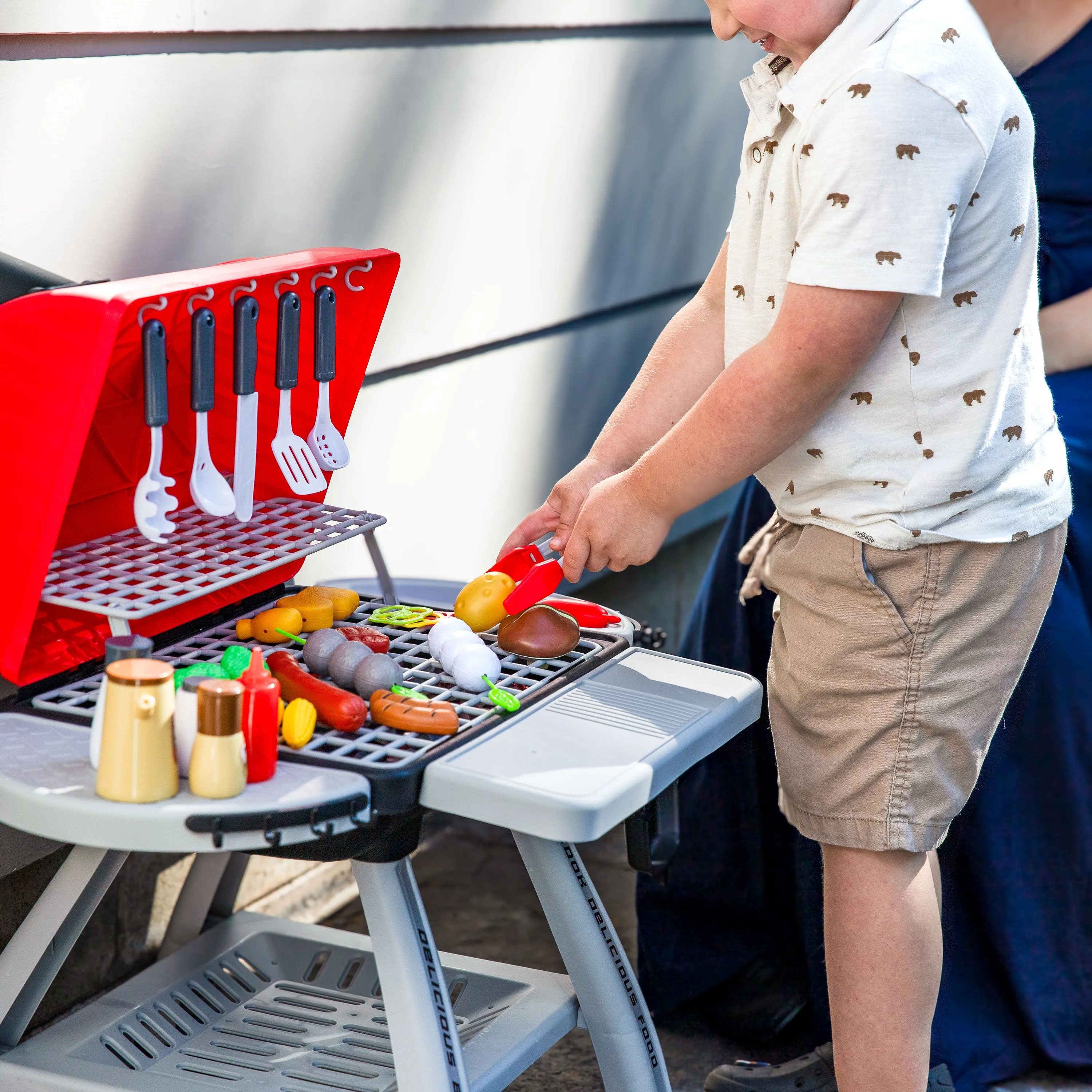Sunnydaze Sizzle and Smoke Toy Grill Set for Kids Ages 3 