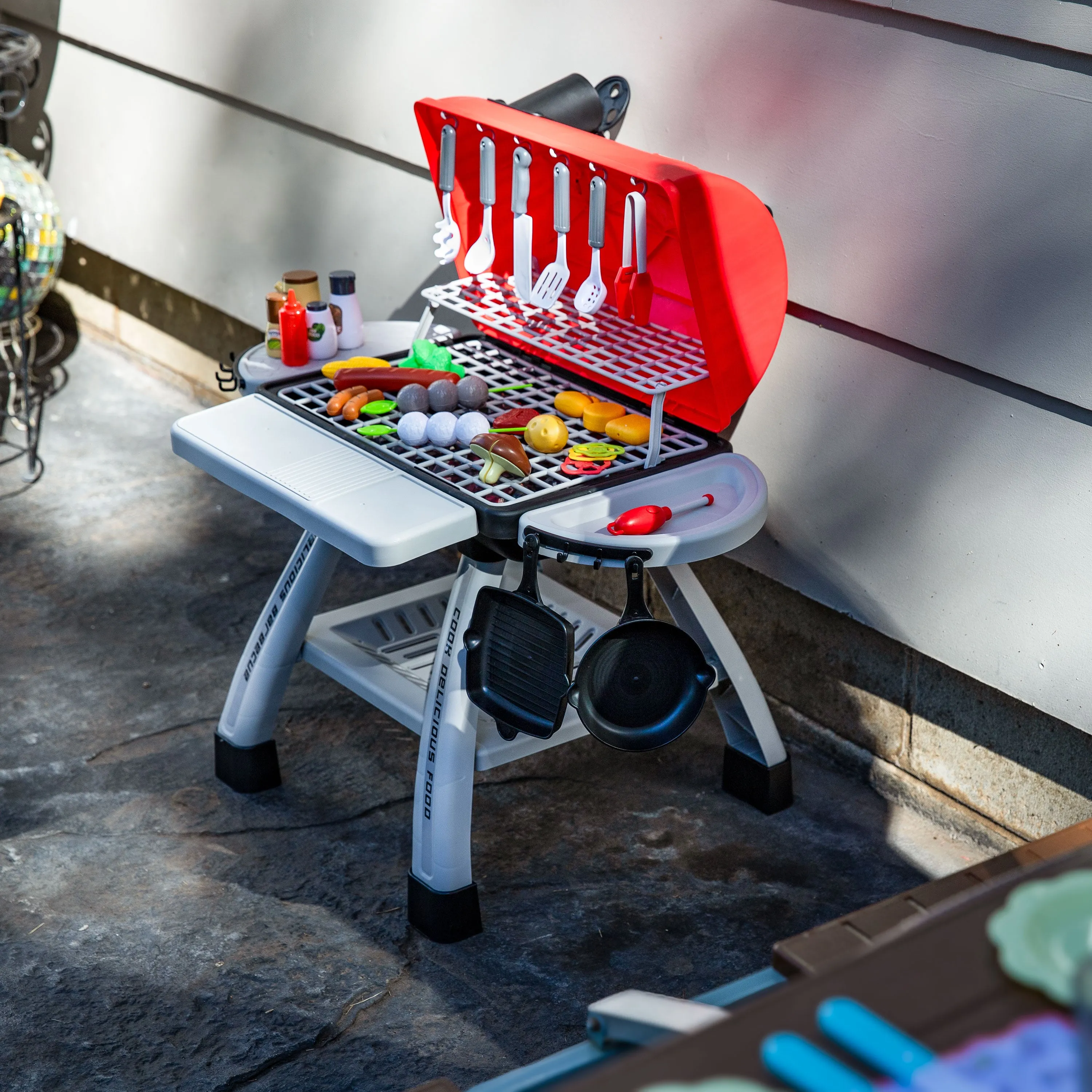 Sunnydaze Sizzle and Smoke Toy Grill Set for Kids Ages 3 