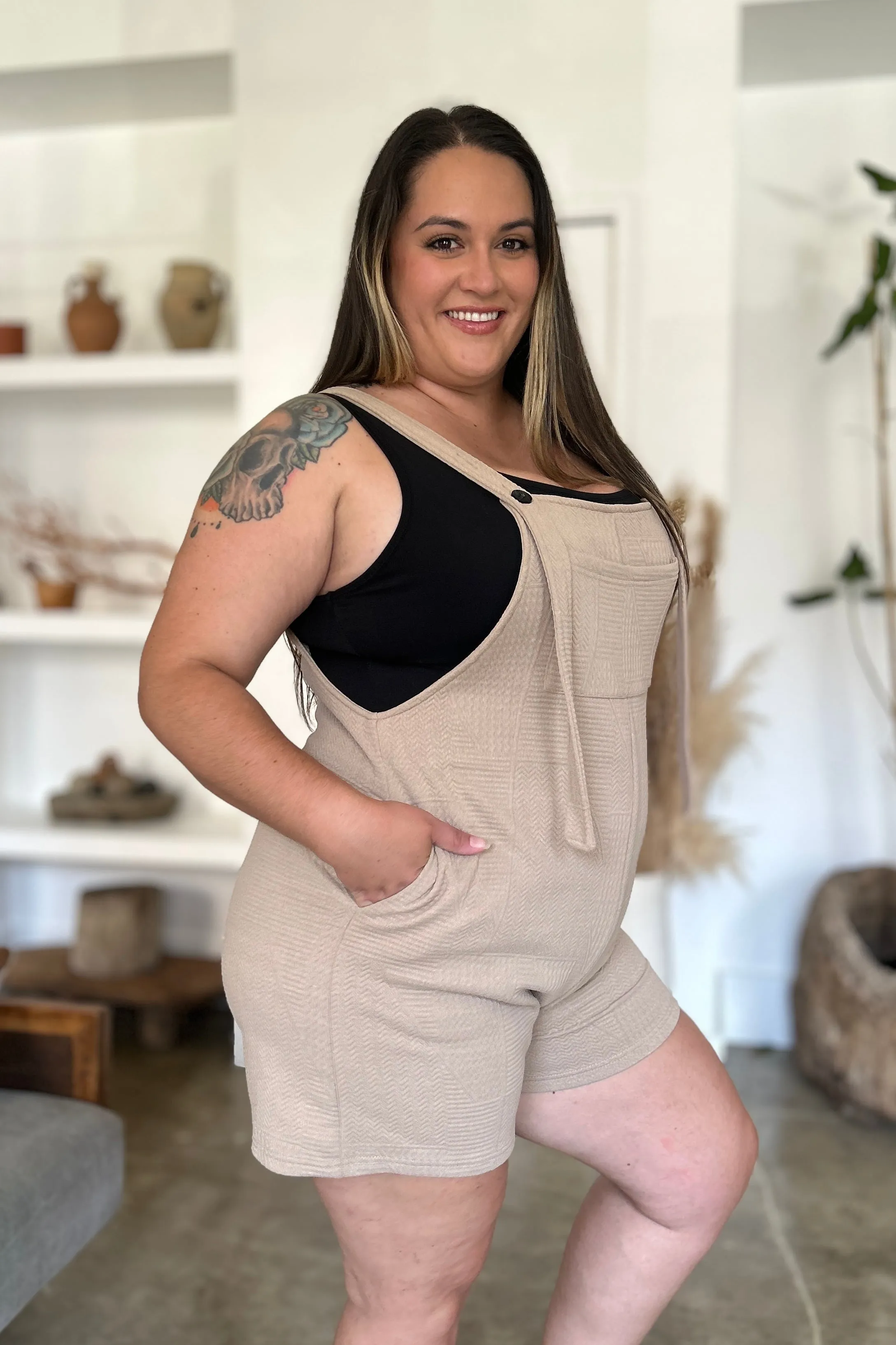 Texture Sleeveless Overall Romper