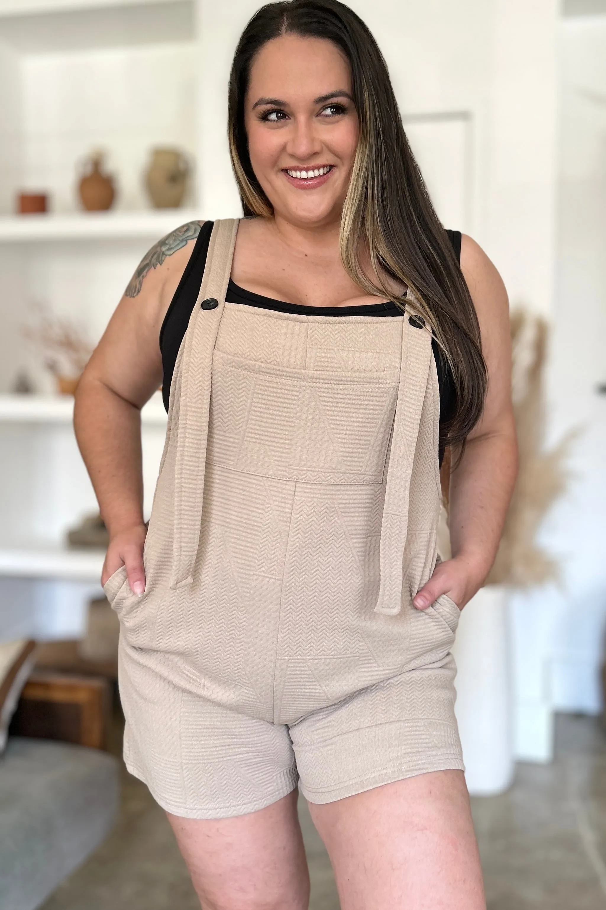 Texture Sleeveless Overall Romper