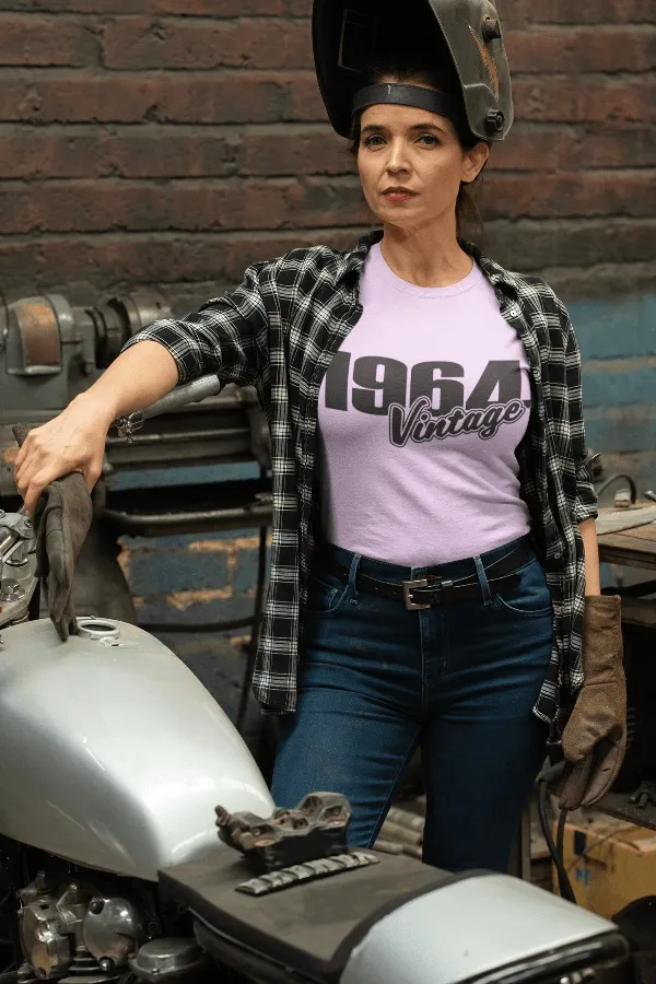 Unisex Vintage Style 1960 - 1969  T-Shirt